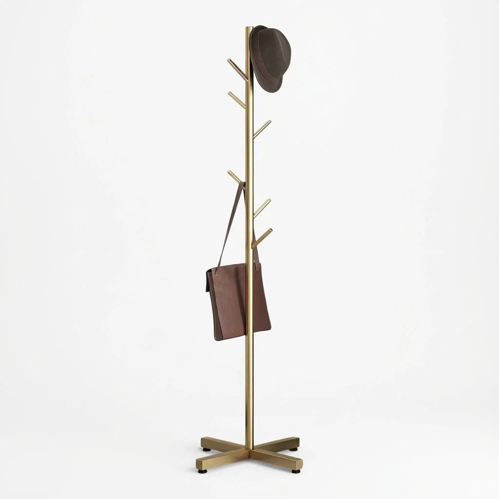 Photo originale du porte-manteau arbre doré sur base croisée avec chapeau et sac