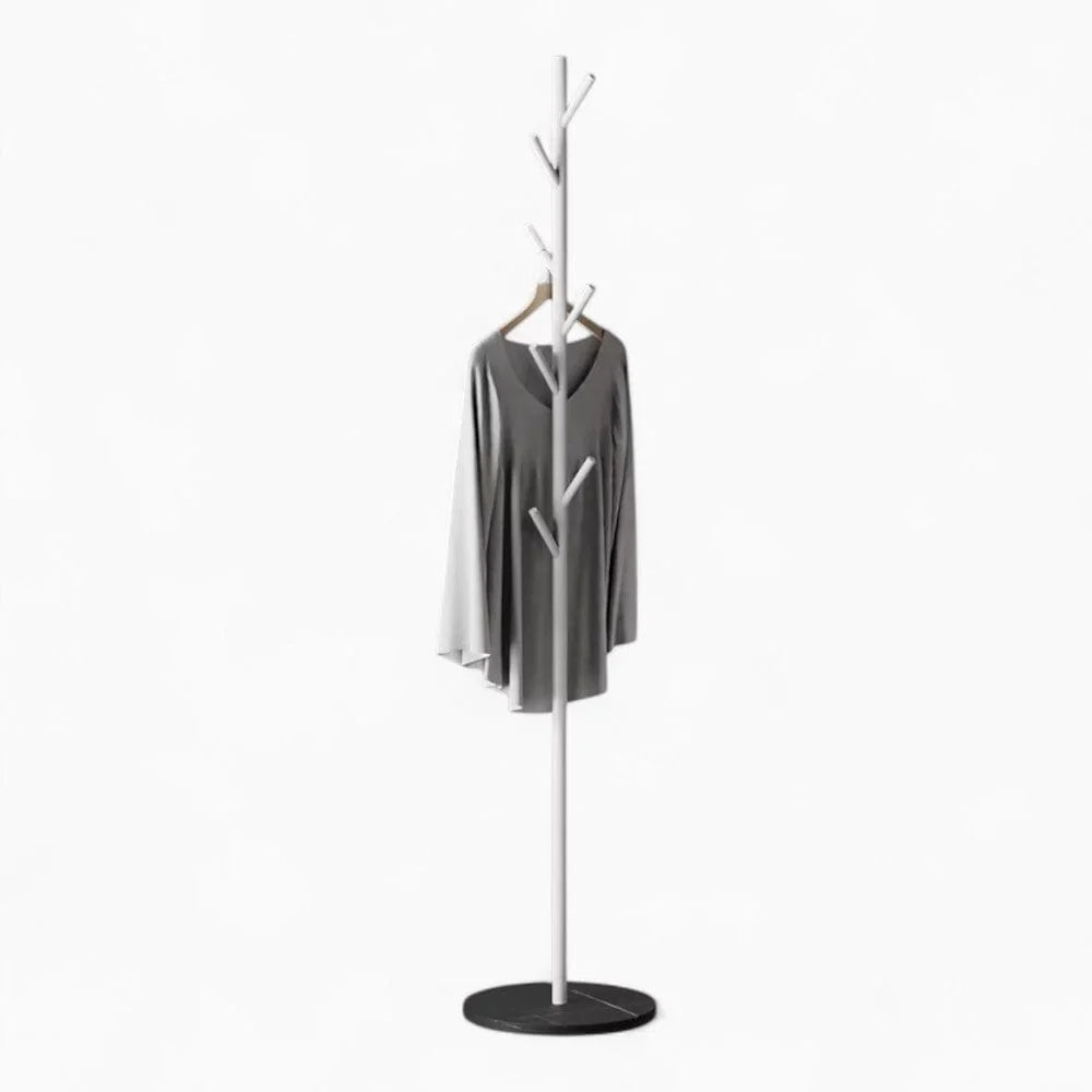 Photo originale du porte-manteau arbre blanc sur pied noir marbré avec vêtement gris