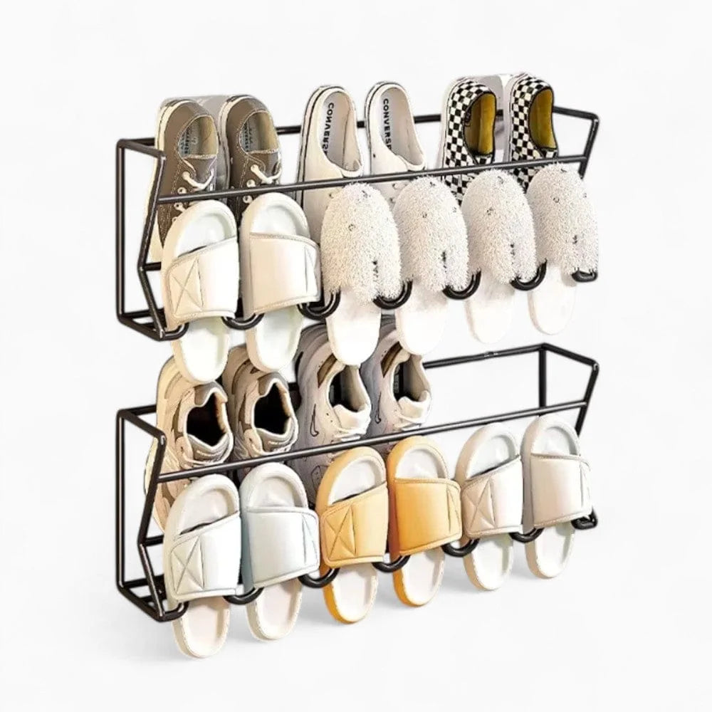 Photo originale des deux rangements muraux noirs pour chaussures