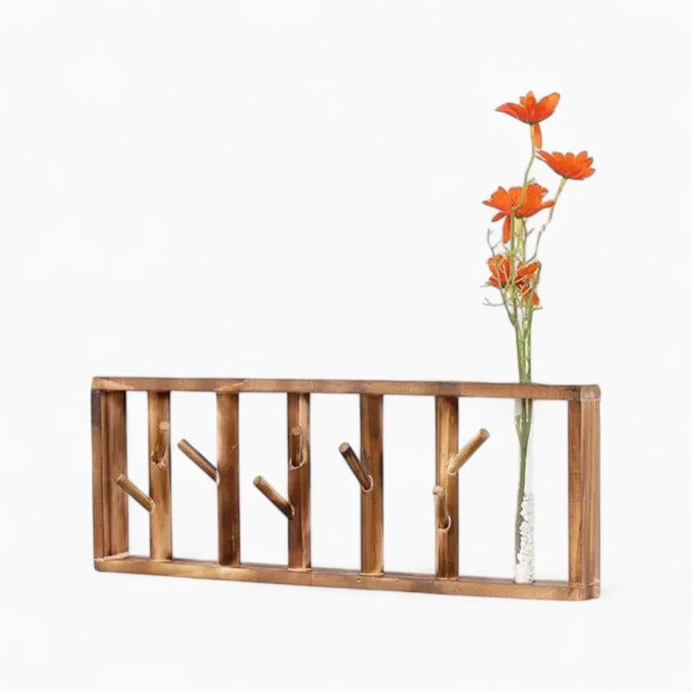 Photo originale du porte-manteau mural Tige Bois marron avec fleurs dans un vase