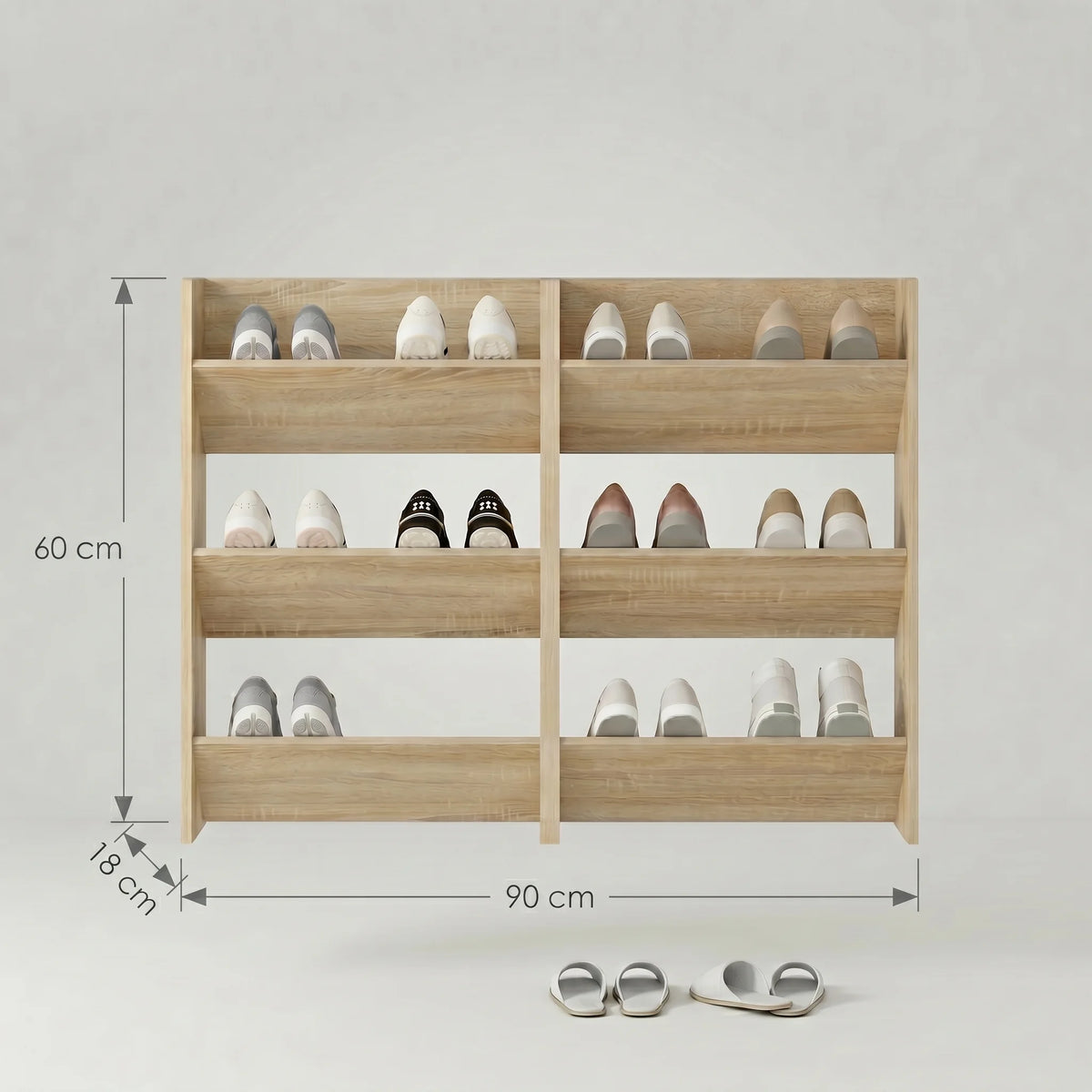 Dimensions du rangement mural à chaussures en bois clair : 60 cm de hauteur, 90 cm de largeur et 18 cm de profondeur