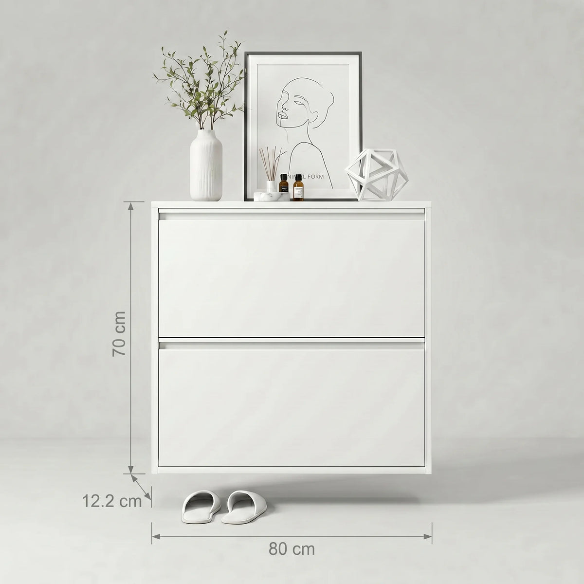 Dimensions du meuble à chaussures suspendu blanc : 70 cm de hauteur, 80 cm de largeur et 12,2 cm de profondeur