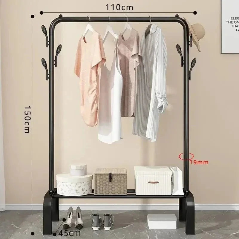Dimensions de la photo d’origine du portant dressing noir : largeur 110 cm, hauteur 150 cm et profondeur 45 cm
