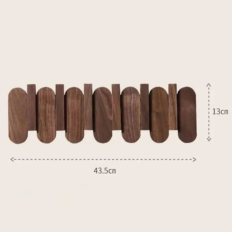 Dimensions vérifiées du grand porte-manteau mural en bois foncé : largeur 43,5 cm et hauteur 13 cm