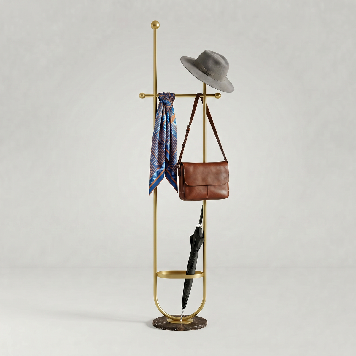 Porte Manteau sur Pied Dorée/Noir Design