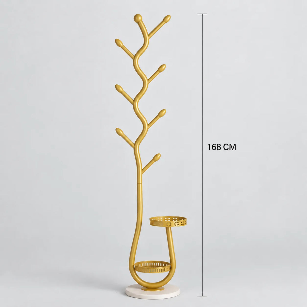 Dimensions du porte manteau sur pied doré : 168 cm de hauteur